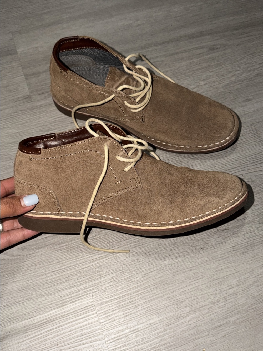 Reaction Kenneth Cole Suede Chukka Boots in Tan with Cream Laces